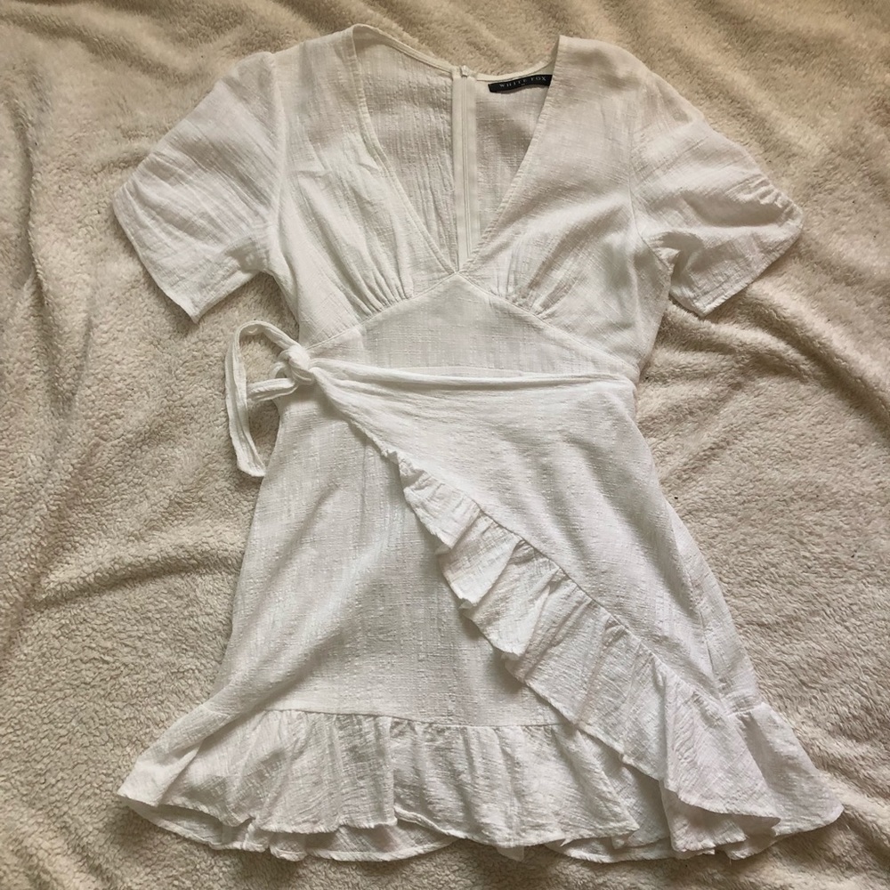 White fox boutique mini dress